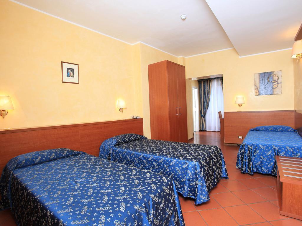 Casa Di Santa Francesca Romana A Ponte Rotto 2* Rom